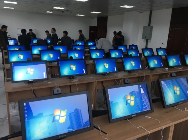 蘇州園區(qū)車管所考試機(jī)27臺(tái)、學(xué)習(xí)機(jī)48臺(tái)、排隊(duì)叫號(hào)系統(tǒng)